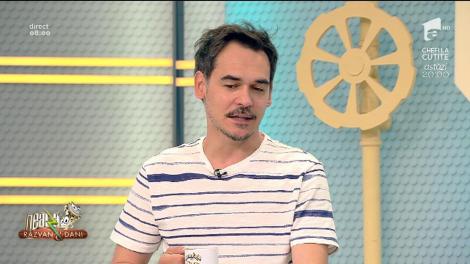 Este Ziua Mondiala a ciorapilor de nylon: ”Părinții noștri treceau benzina prin ciorap”