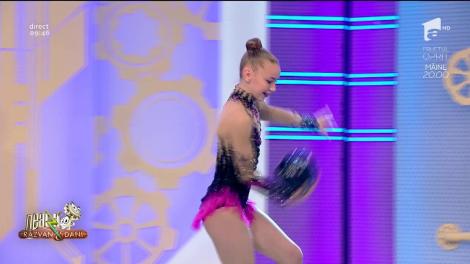Reprezentantele României la Cupa Irina Deleanu, demonstrație de gimnastică ritmică în platoul Neatza