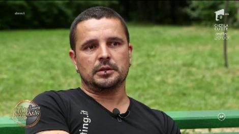 Dragostea pentru animale, mai presus de orice! Gabi Preda și-a pierdut iubirea vieții, de dragul celor 46 de câini, iar dragostea, acum, îl ocolește