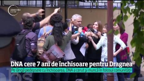 Procurorii cer pedepse cu închisoarea de până la 7 ani şi jumătate pentru Liviu Dragnea. În dosarul cu angajările fictive, procesul a ajuns la final