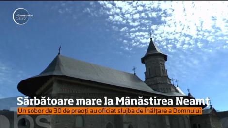 Sărbătoare mare la Mânărstirea Namț. Călugării au pregătit un ospăț pentru credincioși