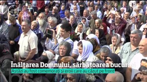 Mii de pelerini au ajuns la mănăstiri, astăzi, pentru a sărbători &Icirc;nălţarea Domnului