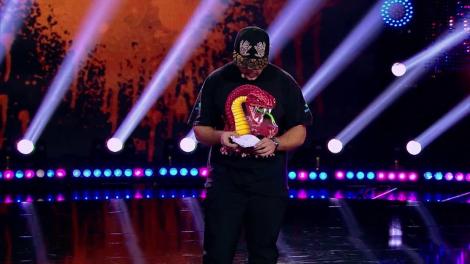 BEST OF momente scandaloase: Freaky boy