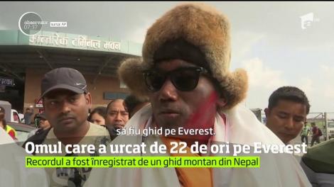 Unul din ghizii montani care-i îndrumă pe alpiniştii din Himalaya, a stabilit un record aproape de necrezut