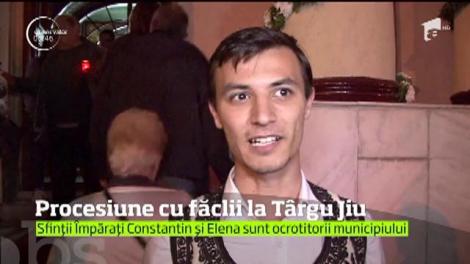 Procesiune impresionantă la Târgu Jiu, de Sfinţii Constantin şi Elena, ocrotitorii urbei