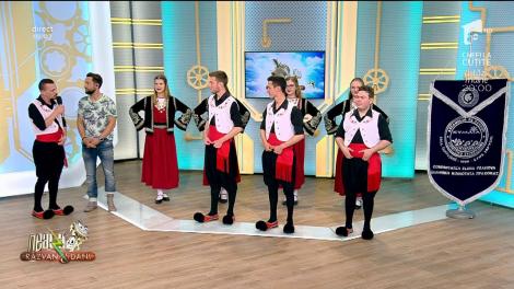 Ansamblul Kymata, dans, muzică grecească și Cartea Recordurilor: Așa suntem noi grecii, iubim foarte mult”