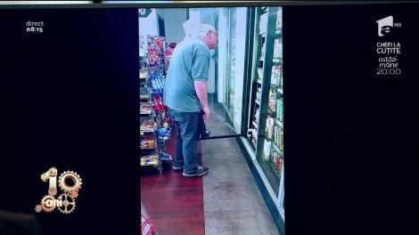 Speedy Gonzales e mic copil! Acesta este oficial cel mai rapid angajat al unui supermarket!