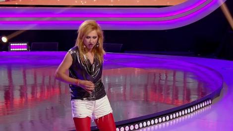 Doamna Tanța aka Isabela Iacupovici a revenit direct din team building-ul femeilor de serviciu. Cheloo: "Ați fost o bețivă perfectă! Mi-ați adus aminte de o femeie cu care am trăit prea mult"