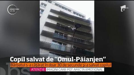 Copil de patru ani suspendat pe faţada unui bloc, la peste zece metri înălţime, salvat de un bărbat care a escaladat patru etaje cu mâinile goale!