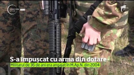 Incident grav într-o unitate militară din nordul Constanţei. Un caporal s-a împuşcat cu arma din dotare