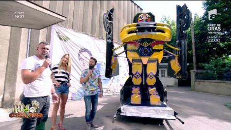 Transformers este real! Cel mai iubit robot a aterizat a aterizat în curtea emisunii Neatza
