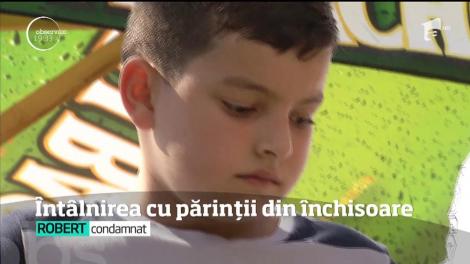 &Icirc;nt&acirc;lnirea cu părinții din &icirc;nchisoare
