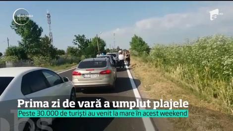 A &icirc;nceput sezonul estival! 30 de mii de rom&acirc;ni au ajuns &icirc;n staţiunile de pe litoral