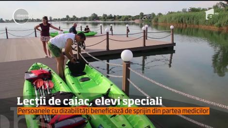 Lecţii de caiac pentru persoane cu dizabilităţi