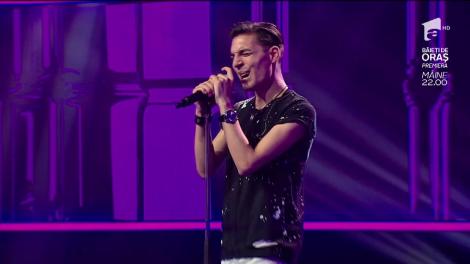 Cristian Goaie deschide seara cu o interpretare specială legendarului  hit ”Purple Rain”. Prince, îl auzi de acolo, de Sus? Au cei 4 „mușchetari” emoții, oare, că-și vor pierde scaunele?