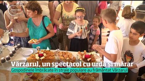 Un spectacol cu urdă și mărar. În Rășinari este Festivalul Vărzarului, iar sibienii ajung acolo cu tramvaiul