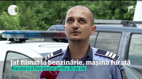 Ca-n Vestul Sălbatic! Jaf filmat la benzinărie și mașină furată. Cu poliţia pe urme, atacatorul a fost oprit doar cu focuri de armă