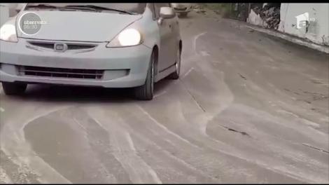 Cel puţin şase oameni au murit, iar alţi 20 au fost răniţi după erupţia violentă a unui vulcan din Guatemala