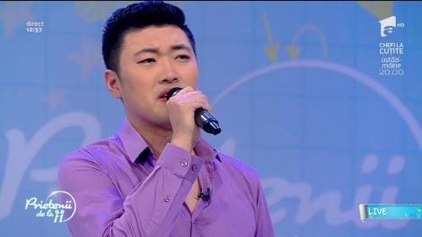 Fang Shuang cântă live melodia „You raise me up”