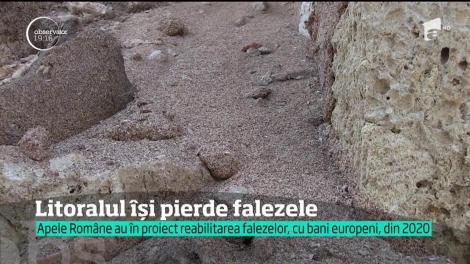Staţiunea Eforie ar putea rămâne fără faleze. Pământul îmbibat cu apă o ia la vale: "E ceva strigător la cer. Cine să se ocupe de aşa ceva?"