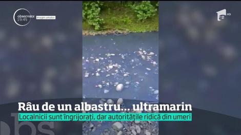 Nu este o glumă! Râul Ialomiţa a devenit... albastru! Imaginile care i-au scandalizat pe internauţi (VIDEO)