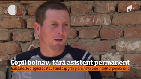 Copil bolnav, fără asistent! Băiatul din Dâmbovița este diagnosticat cu handicap grav și are nevoie de însoțitor permanent