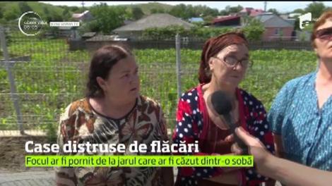Incendiu de proporţii lângă Roman. Trei familii au rămas fără acoperiş deasupra capului după ce casele lor dar şi anexele s-au făcut scrum