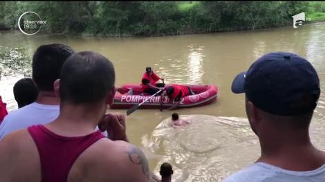 Un adolescent audiat în cazul uciderii fetiţei de cinci ani din Baia Mare a dispărut în râul Lăpuş