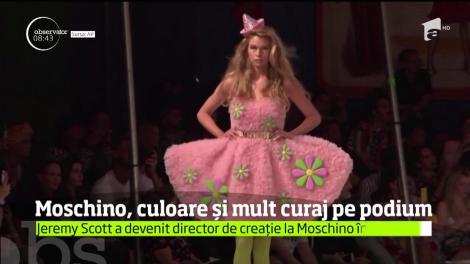 Moschino, culoare şi mult curaj pe podium în cea mai noua creaţie vestimentară