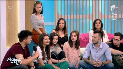 Invitație la teatru. ”Fii de partea mea”, o piesă despre hormoni, interpretată de liceeni