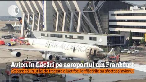 Avion în flăcări pe aeroportul din Frankfurt