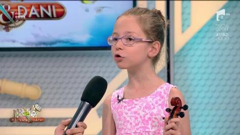 Sasha Cirap a început cursurile de vioară la cinci ani jumătate, cu un instrument închiriat