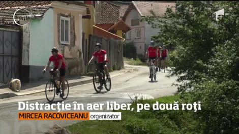 Distracție în aer liber, pe două roți, în județul Brașov