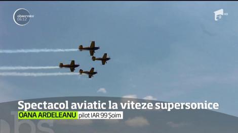 Spectacol aviatic la viteze supersonice, la Buzău