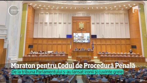 Deputaţii au votat noul cod de procedură penală, într-o şedinţă cu scandal, târziu în noapte