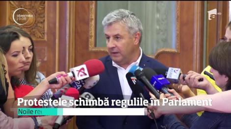 Protestele schimbă regulile &icirc;n Parlament