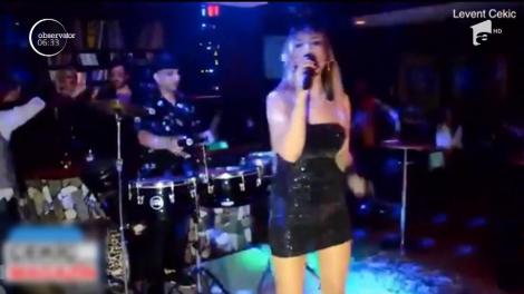 O cunoscută cântăreaţă din Turcia a fost împuşcată mortal într-un club din Bodrum, o staţiune frecventată şi de români