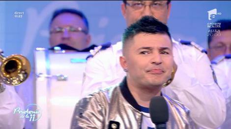 Cam cât de tare e asta! Fanfara Jandarmeriei Române interpretează, în direct, la TV, ”Despacito”