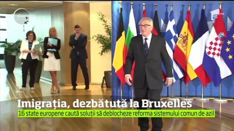 Lideri din 16 state membre ale Uniunii Europene caută soluţii, la Bruxelles, pentru criza imigraţiei