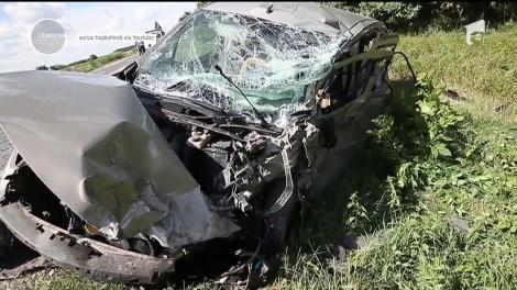 Opt români şi doi slovaci au fost răniţi într-un accident produs pe o şosea din Ungaria
