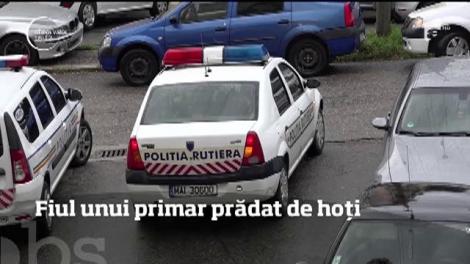 Fiul unui primar prădat de hoți. Tâlharii au spart camerele de supraveghere din magazinul bărbatului