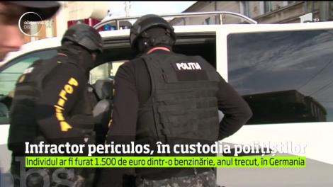 Un recidivist considerat unul dintre cei mai periculoşi infractori români a fost prins de poliţişti într-o sală de jocuri din Iaşi