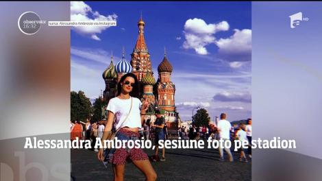 Un îngeraş Victoria's Secret, sesiune foto pe stadion