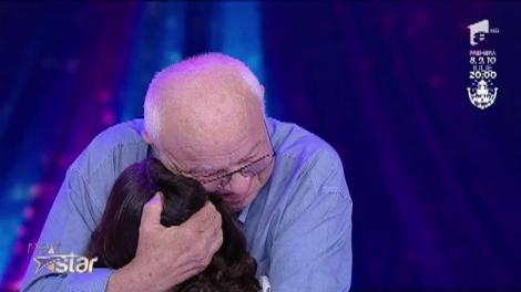 Surpriză de proporții pentru Denisa Grumeza. Alexandu Arșinel a venit să-i ofere un cadou special