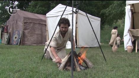 Dacii s-au întors acasă! În munţii Orăştiei, la poalele cetăţii Sarmizegetusa Regia, românii au simţit că se întorc cu 2.000 de ani în urmă