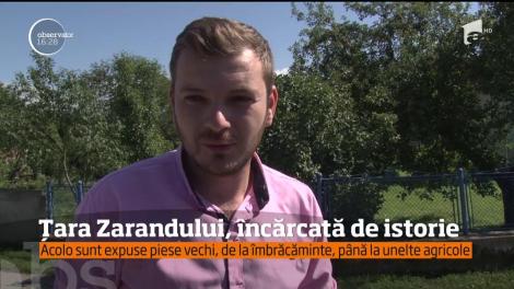 Șara Zarandului, încărcată de istorie. Acolo sunt expuse piese vechi, de la îmbrăcăminte, până la unelte agricole