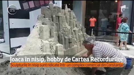 Joaca în ninsp, hobby de Cartea Recordurilor. Echipa de sculptori venită în Constanța are opt recorduri mondiale la activ