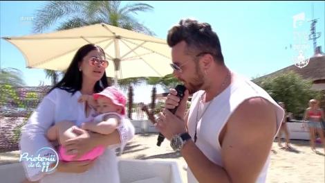 Tavi Clonda cântă, la Prietenii de la 11” melodia „Numele tău”