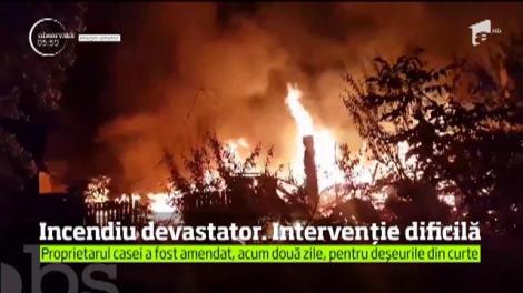Incendiu de proporţii în Arad!