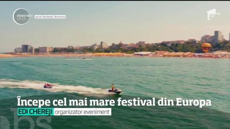 Mamaia este sub asaltul turiştilor. Mai sunt câteva ore până la cel mai mare festival pe plajă, din Europa